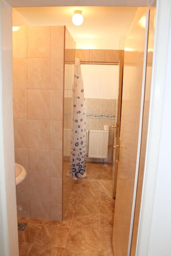 אלכסינץ Hostel Teresianum מראה חיצוני תמונה