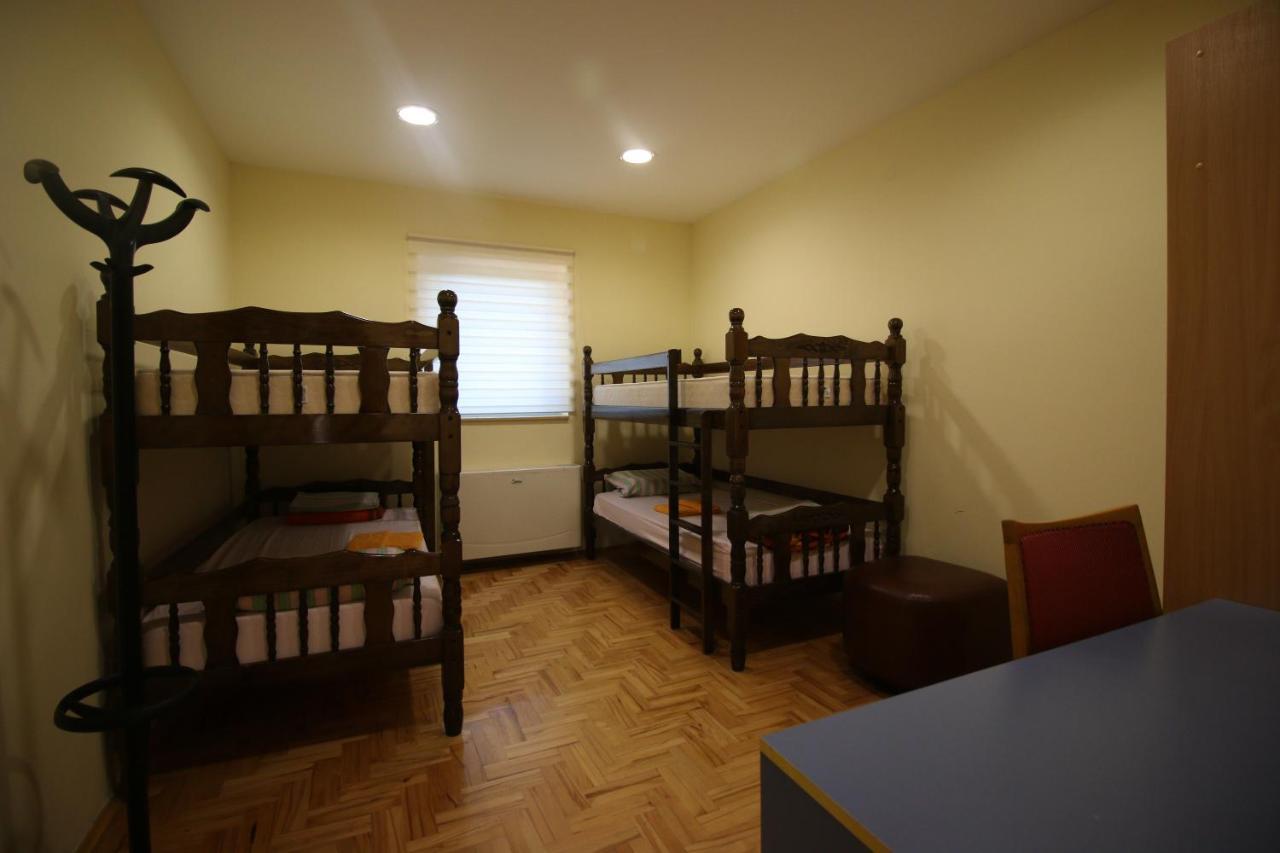 אלכסינץ Hostel Teresianum מראה חיצוני תמונה