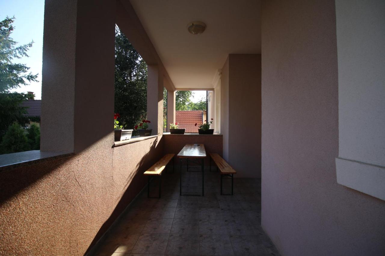 אלכסינץ Hostel Teresianum מראה חיצוני תמונה