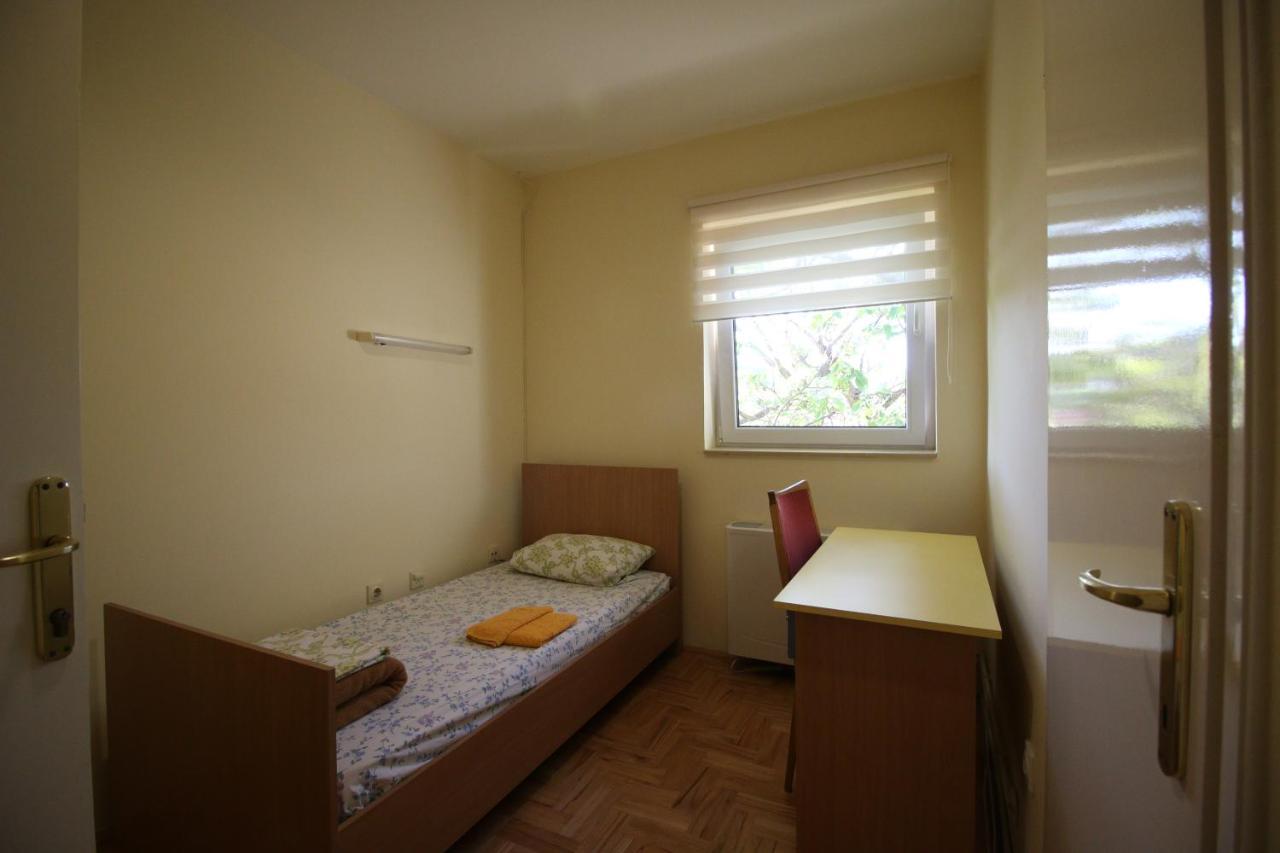 אלכסינץ Hostel Teresianum מראה חיצוני תמונה